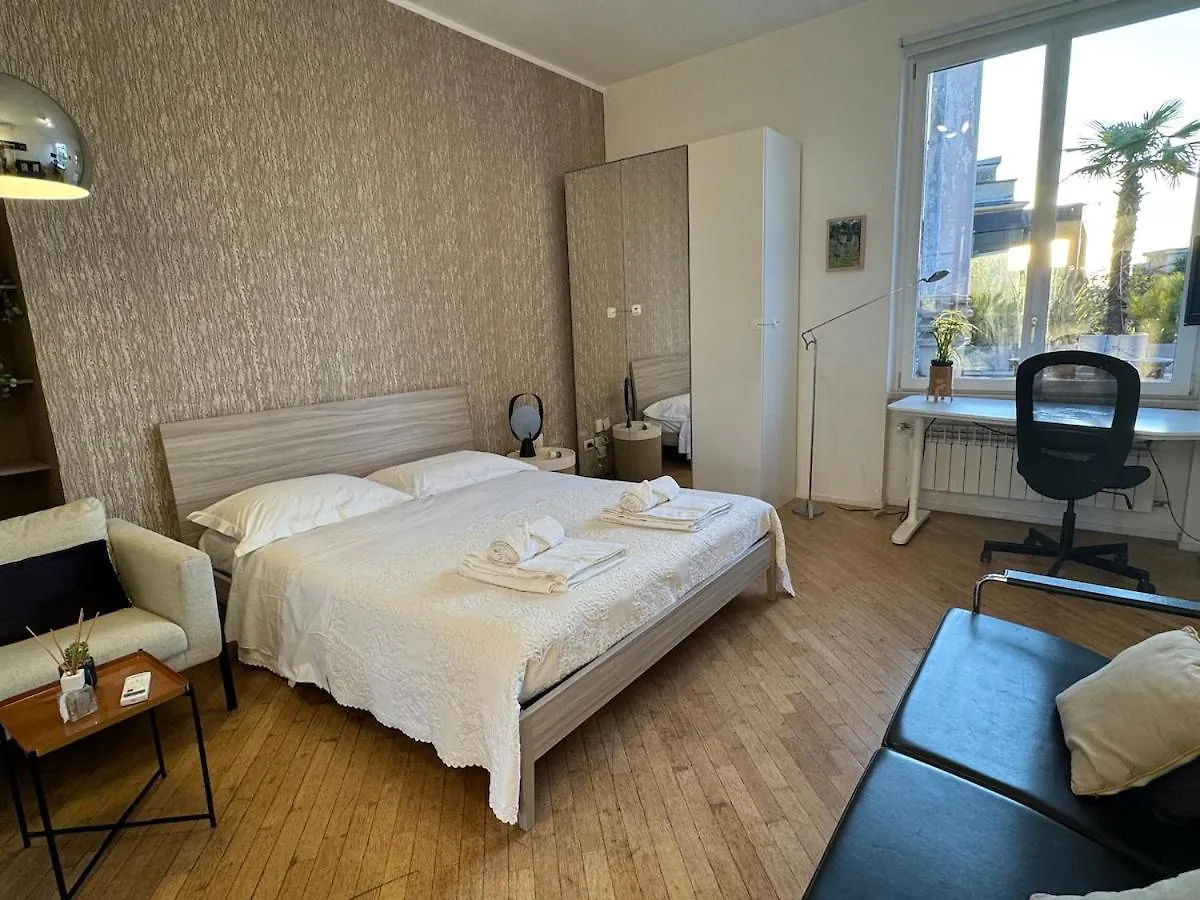 Central Penthouse 5 Minutes From Duomo Milano İtalya